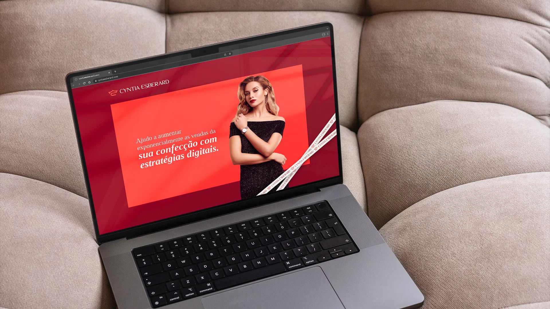 Cyntia Esberard — site desktop