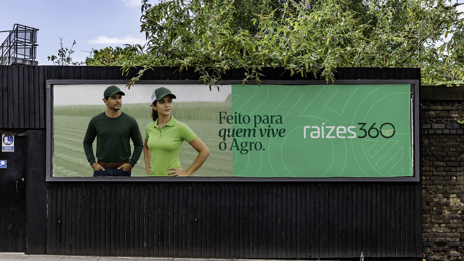 Raízes 360 — outdoor Feito para quem vive o Agro
